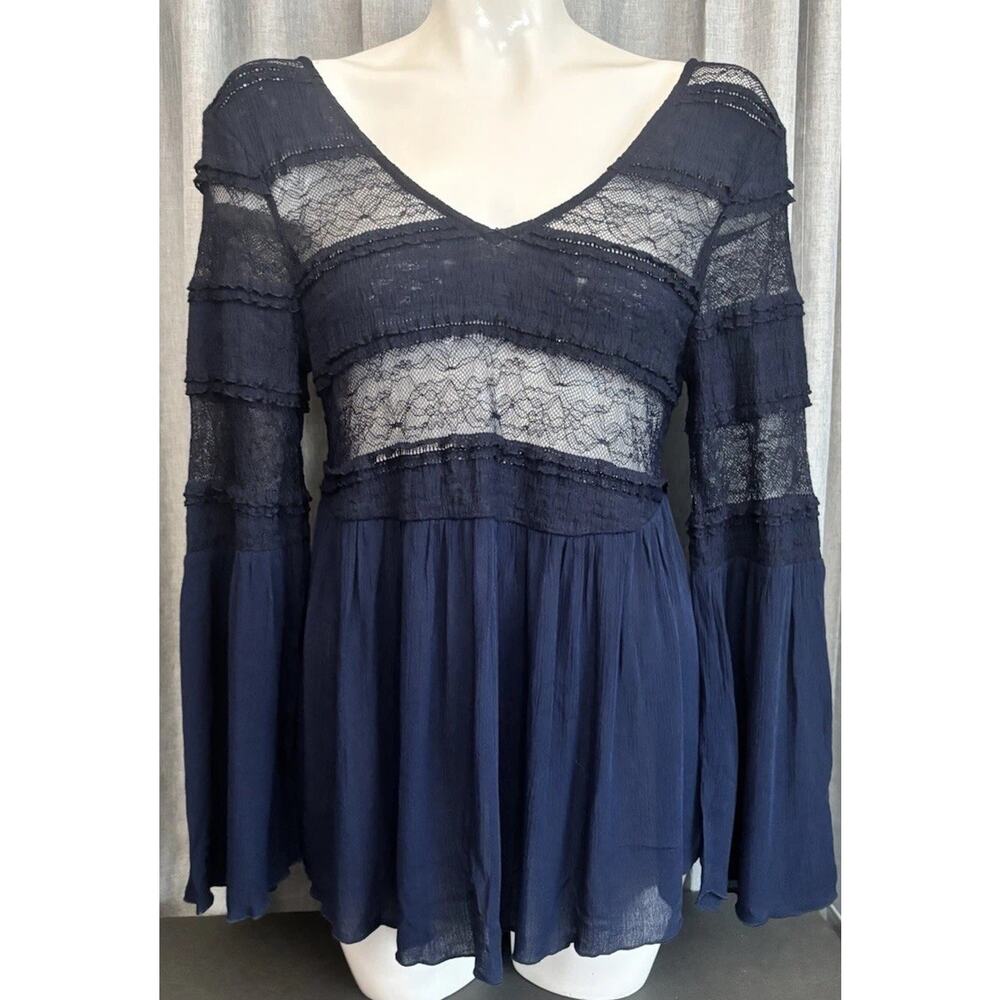 Chaser Woman’s NWT Boho Lace Blouse Peasant Cove Blue Top Medium Bell Sleeve